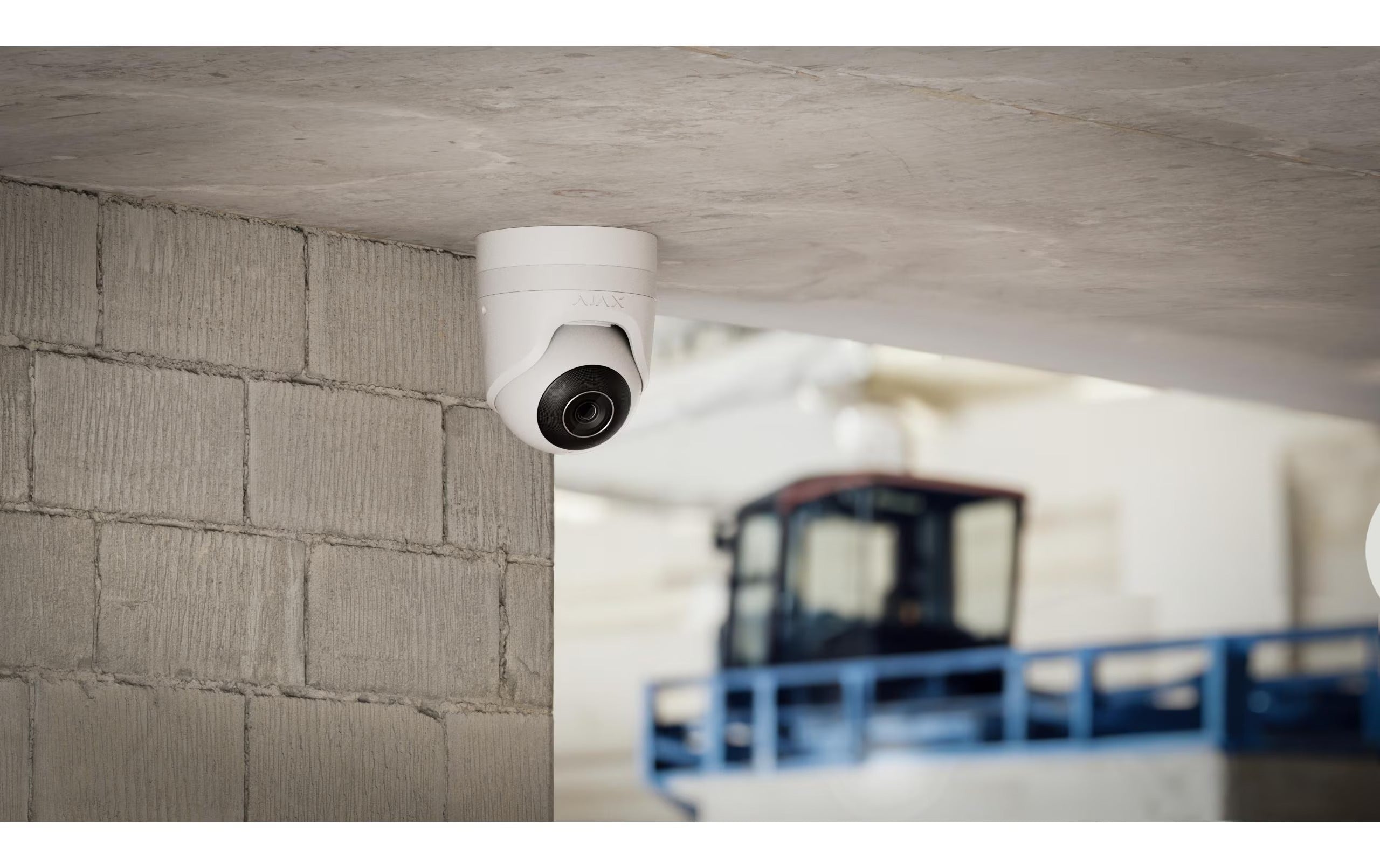 AJAX Network Camera TurretCam (5 MP/4 mm) White